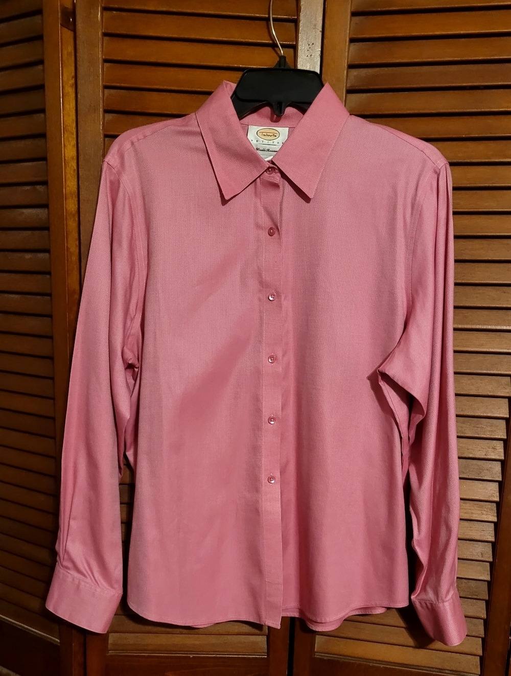 Talbots Ladies Wrinkle Resistant Long Sleeve Button Up. Size 14P